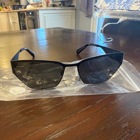 Accessories - Calvin Klein sunglasses